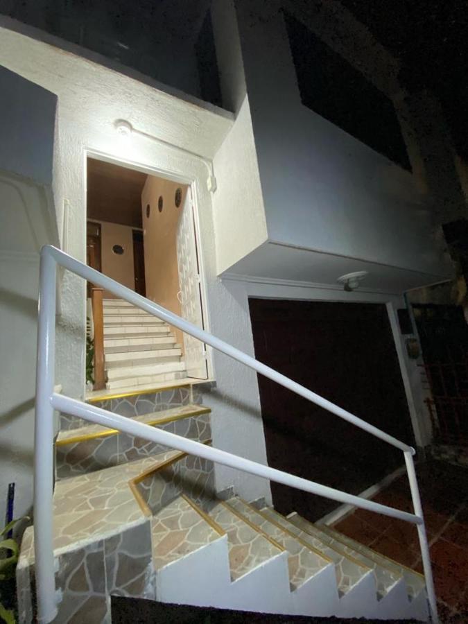 Habitaciones Independientes Cerca Al Aeropuerto 1 Cartagena Exteriör bild
