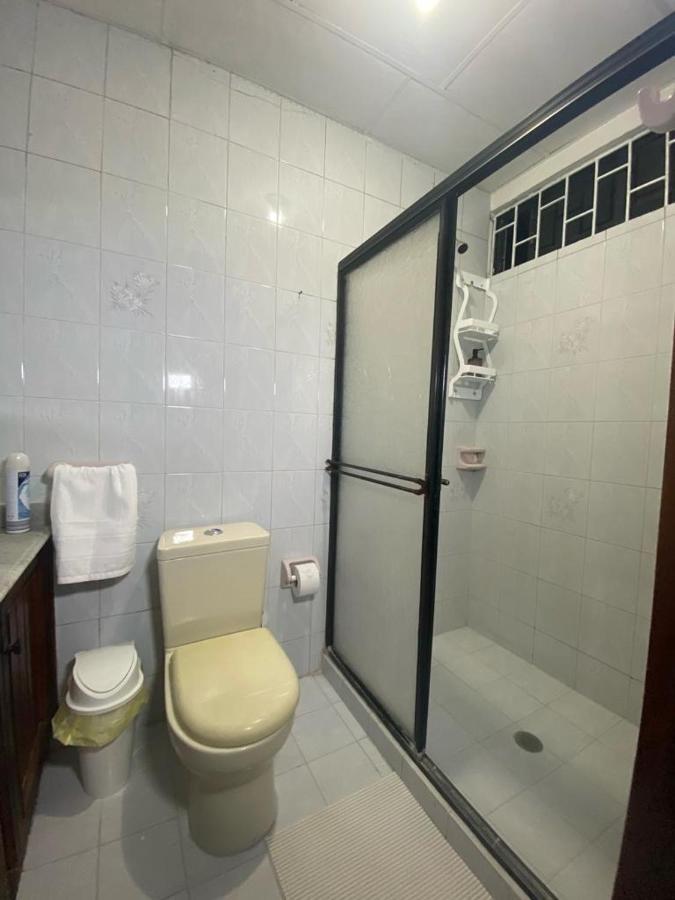 Habitaciones Independientes Cerca Al Aeropuerto 1 Cartagena Exteriör bild